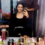 Meenakshi Dixit Instagram - Vanity ❤️ #reelsinstagram #vanity #fun #makeup #meenakshidixit #reels #reelitfeelit