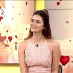 Meenakshi Dixit Instagram - “Dil se” for you on #News18❤️ @news18hindi @news18urdu #interview #dilse #meenakshidixit #fun