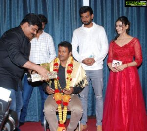 Meenakshi Dixit Instagram - This is shocking! One of the most humble superstar ✨ #puneethrajkumar 
Gone too soon ! Prayers 🙏

#rip #rippuneethrajkumar