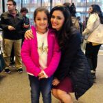 Meenakshi Dixit Instagram – Happy happy birthday little angel @sitaraghattamaneni ❤️😍🤗
Some fond memories of u around on the sets of #maharshi in #newyorkcity

@urstrulymahesh @namratashirodkar 

#happybirthdaysitara #maheshbabu #maheshbabufansclub #maheshbabufans #love #bestwishes #happybirthday Times Square, New York City