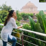 Meenakshi Dixit Instagram – Lucknow & Lucknowi Chikankari ❤️😍🥰😇

#lucknow #chikankari #fashion #comfortable #love #instafashion #home #positivevibes #meenakshidixit