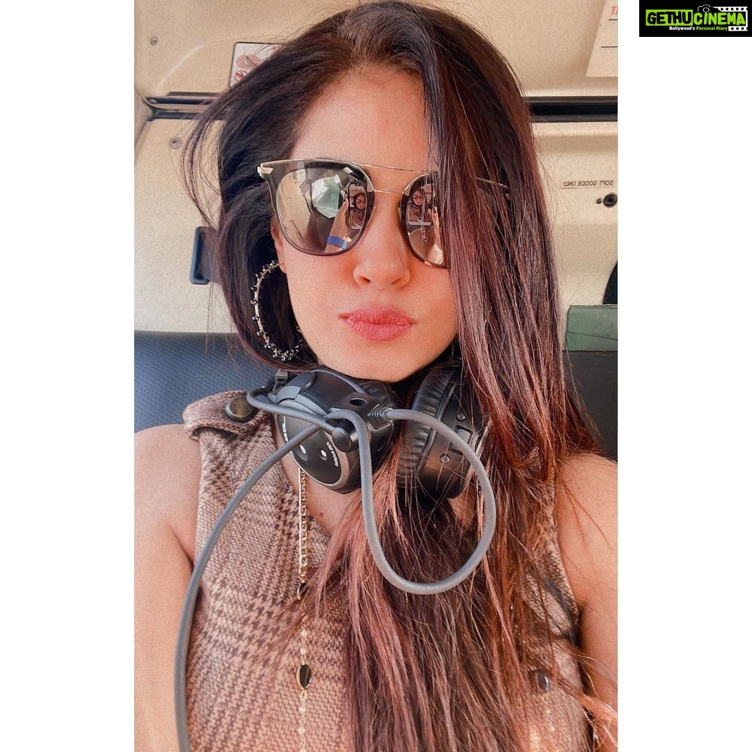 Meera Chopra - 8.9K Likes - Most Liked Instagram Photos
