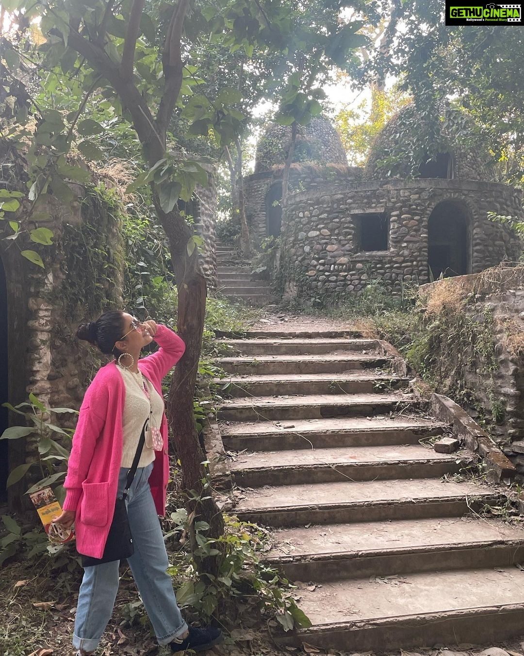 Meera Chopra Instagram - This is the hut where #beatles did meditation during their trip to rishikesh. There are 84 huts like these specially designed to live nd practise meditation. The aura and the feel of the whole place elevates your energy nd spirits. #rishikesh #beatlesashram #travelphotography #uniqueplaces #spirituality