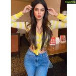 Meera Chopra Instagram - Sex appeal is not on purpose 😃😃. वाराणसी - बनारस - काशी