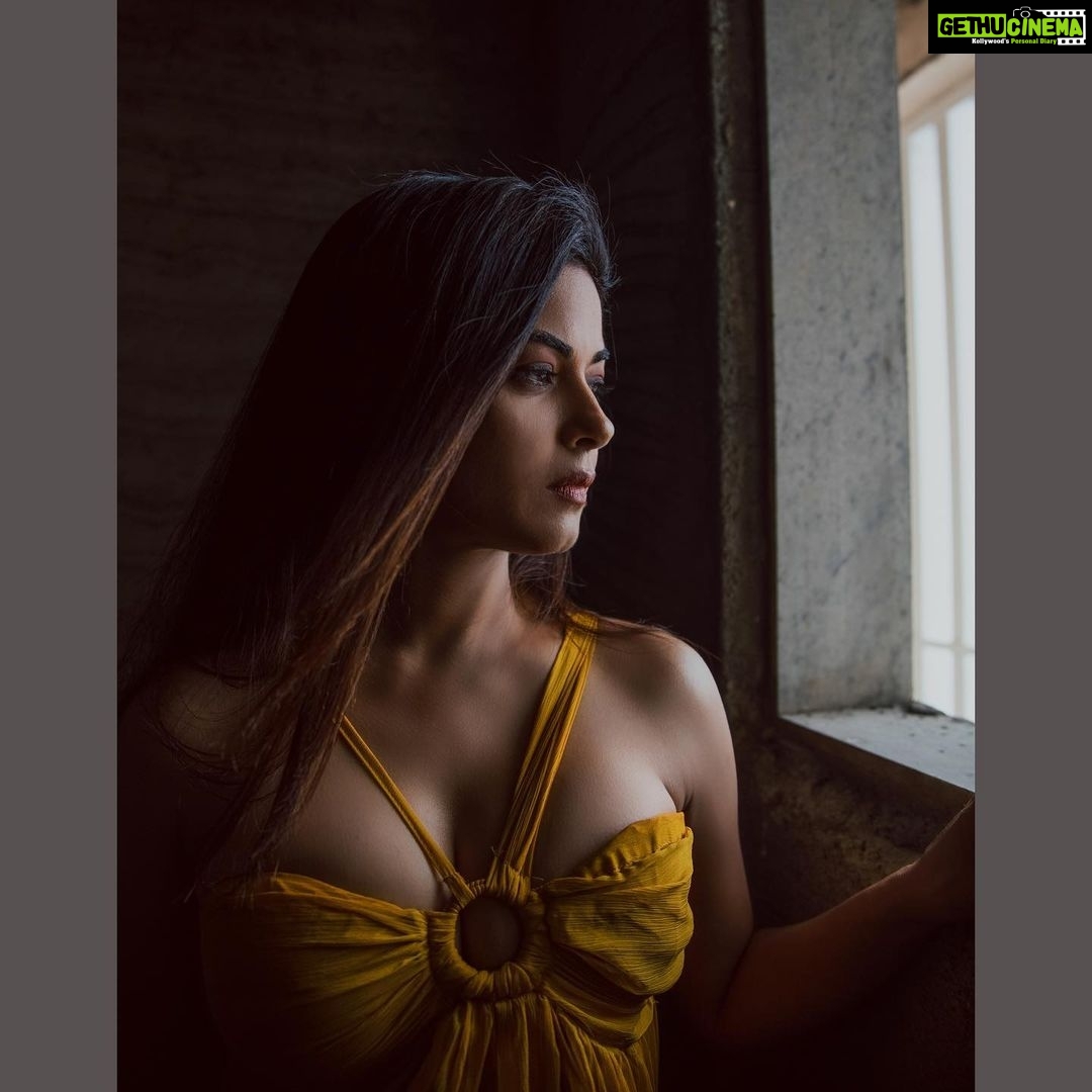 Meera Chopra Sex Video - Meera Chopra's Most Liked Photos and Posts - Gethu Cinema