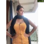 Meera Chopra Instagram - Yellow my love!! ♥️♥️