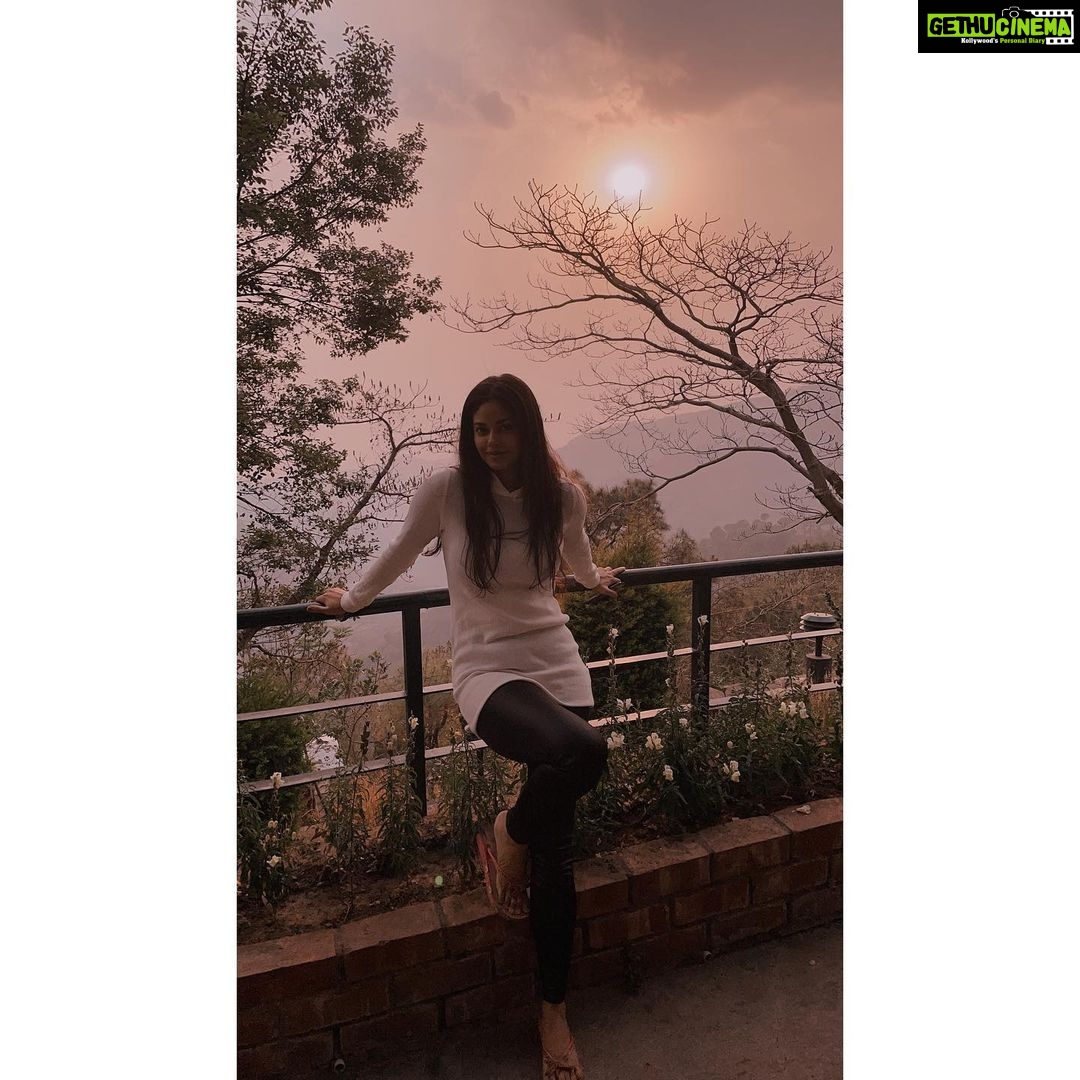 Meera Chopra - 13.1K Likes - Most Liked Instagram Photos