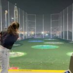 Meera Nandan Instagram – Tried my hand at Golf this weekend. Was disheartened to know this isn’t my forte🚶🏽‍♀️😂

.

#topgolf #dubai #golf #butwhy #topgolfdubai #funweekend #pastweekend #happysunday #fun #friends #makingmemories #dubai Emirates Golf Club