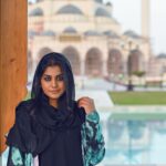 Meera Nandan Instagram - UAE യിൽ മാസപ്പിറവി ദൃശ്യമായില്ല ! റമളാൻ 30 പൂർത്തിയാക്കി വ്യാഴാഴ്ച്ച ( May 13 ) ചെറിയ പെരുന്നാൾ !! . 📸 @shinihas . #eidmubarak #thursday #eidinuae #eidindubai #throwback #tuesday Sharjah, Dubai UAE