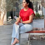 Meera Nandan Instagram - ♥️ . 📸 @nitapanicker . #red #weekendfeels #dubai #dubaiweekend #fromlastweekend #designdistrict #dreaming #staysafe #love #positivevibes #mydubai Dubai Design District