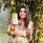 Meera Nandan Instagram - Here’s essential’s deodorants from Arm and Hammer deodorants with natural deodorisers containing Arm and Hammer baking soda and natural plant extracts. What I love about this product is that it contains no aluminium, no phthalates and no parabens. This comes in 2 variants, essential’s-clean and essential’s-fresh. Now there’s something for you as well: - Just tell me what do you do to keep yourself fit/active on the comments section below, - Tag and like @armandhammerarabia page. - Tag 3 friends The best tip wins AED 200 voucher from YouGotaGift. The Essential deodorant range is available on Amazon and UAE COOP stores #naturaldeodorant #poweredbybakingsoda #armandhammerarabia #Ad Dubai, United Arab Emirates