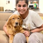 Meera Nandan Instagram - … and here’s their supermom @bella_andwinter … full love for this cutie 🐶 . 📸 @ash.abhay . #bella #bellalove #goldenretriever #retrievermom #goldenretrievers #doglover #puppies #goldenretrieversofinstagram #happyweekend Sobha Hartland Dubai