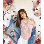 Megha Akash Instagram - You don’t need to save me , but would you run away with me ? 😋♥️ ...... Photography @mobinkurien @mobinjacobkurien Made possible by @bindu_akash #facetimephotoshoot #quarantinelife