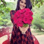 Megha Akash Instagram - So much love for you all 💕😘 #gratefulforallthelove