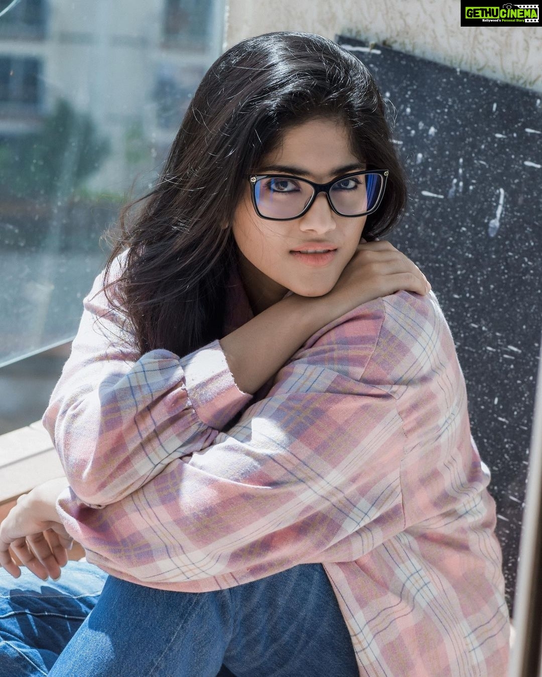Megha Akash Instagram - Amor 💕 • • 📷: @irst_photography