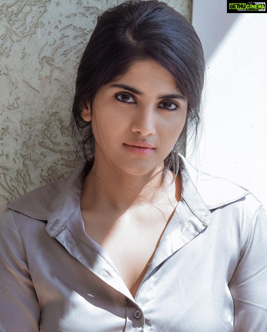 Megha Akash Instagram - #bossvibes ✨ 📷 : @irst_photography
