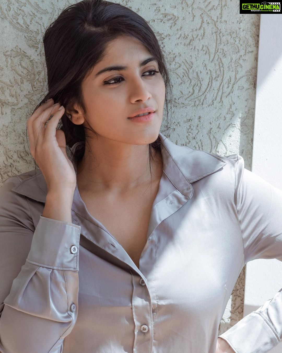Megha Akash Instagram - #bossvibes ✨ 📷 : @irst_photography