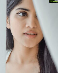 Megha Akash Instagram - Love and light ✨
Series 2 

📸 : @irst_photography