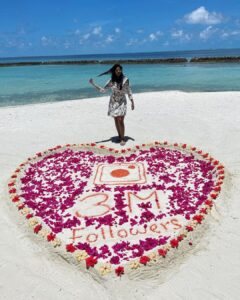 Megha Akash Instagram - Paradise ♥️ Thank you to my supporters , my fans , my strength ♥️ 3M 😍 . . Beautiful place with beautiful people @lilybeachresortmaldives Thank you @pickyourtrail and @lilybeachresortmaldives for making my stay so so special This was one unforgettable trip 🤍 . . . #UnwrapTheWorld #LetsPYT #SetYourselfFree #Pickyourtrail #lilybeach #ilovelily #lilybeachmaldives #maldives #adventureculture #ocean #sea