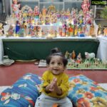 Meghana Raj Instagram – Dassara has always been a very special festival for my family! And my lil prince is celebrating his very first Vijayadashami at his kollu paati’s house (my paternal grandmother) the bombe u see behind are all more than 45 years old.. carefully stored each year so that the next year will always be brighter and happier! Raayan was also incidentally born during the navarathri last year and it makes it all the more special! Happy VijayaDashami to all!  Chiranjeevi Sarja, Meghana Raj, Raayan Raj Sarja. 🙏🏻