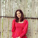 Mehreen Pizada Instagram - 😊