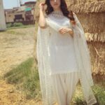 Mehreen Pizada Instagram - Grace never goes out of style ✨
