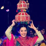 Mehreen Pizada Instagram - I wish, on this Baisakhi Your life gets filled with all the joy & you get to find yourself in the brightest zone. Don’t forget to say thank you to Waheguru 😇 Baisakhi is my wake up call to follow the Mantra of #Love & #Laughter ❤️
