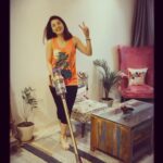 Mehreen Pizada Instagram - Self quarantine got me like... 🦠 could be anywhere 🤷‍♀️😝 #DysonV11Pro Most powerful cord-free vacuum that senses, adapts and deep cleans ✌️ #DysonIndia #DysonHome Mumbai, Maharashtra