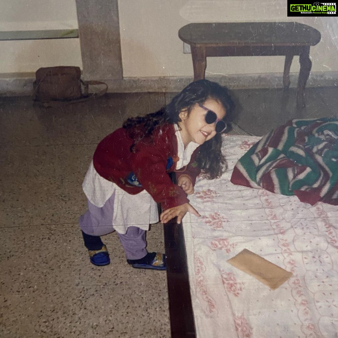 Mehreen Pizada Instagram - Take me back to my Childhood 😍🥰 #diva #memories #precious