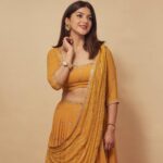 Mehreen Pizada Instagram - Happy ਲੋਹੜੀ ✨🤩
