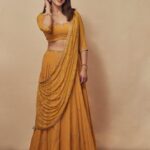Mehreen Pizada Instagram - Outfit: @prevasu Makeup: @makeup_by_lavanya Pic: @akshay.rao.photography Styled by @officialanahita