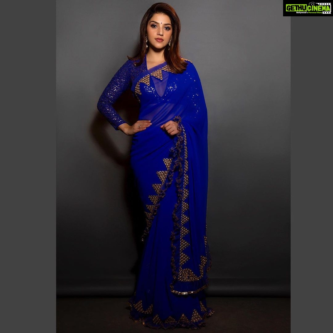 Mehreen Pizada Instagram - Outfit: @vvanivats Makeup: @makeup_by_lavanya Pic: @chinthuu_klicks Styled by @officialanahita