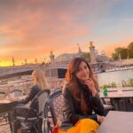 Mehreen Pizada Instagram - Sky colours 😍🥰 Paris, France