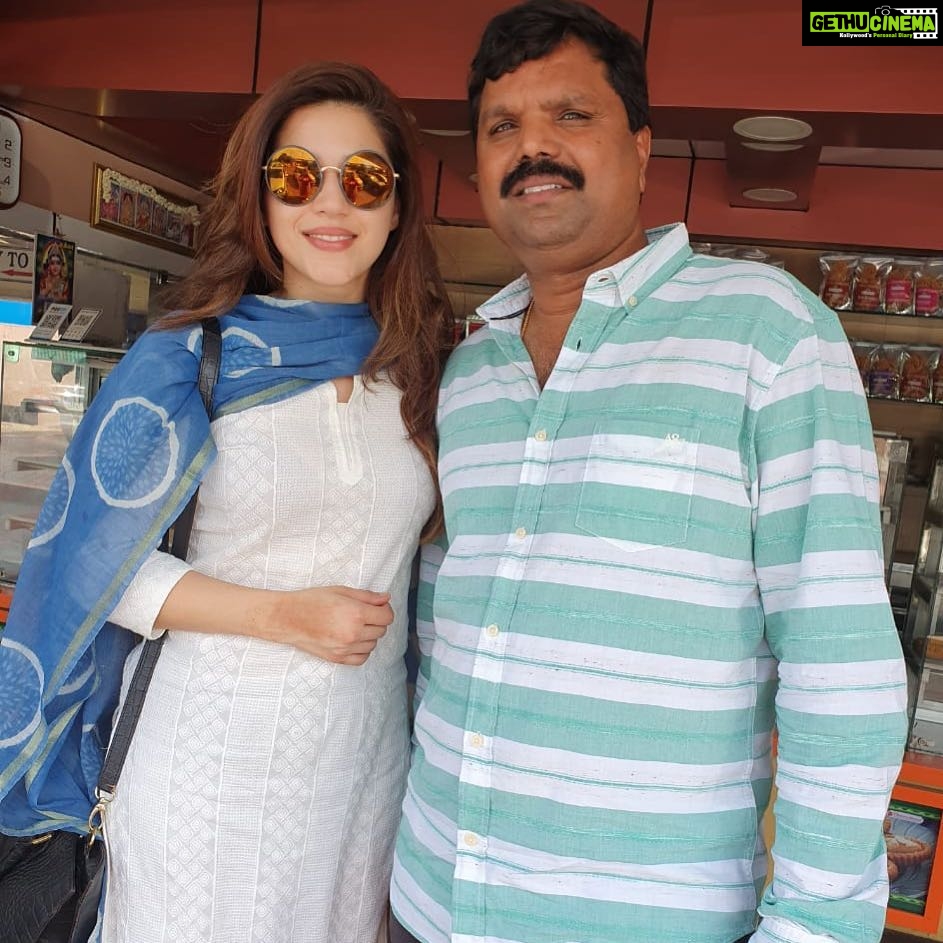 Mehreen Pizada Instagram - Best Manager 😁 #Family @mahendrababu2590 PS : yes the background is a sweet shop. MG loves eating 😝😛