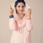 Mehreen Pizada Instagram - Eid Mubarak 🌙