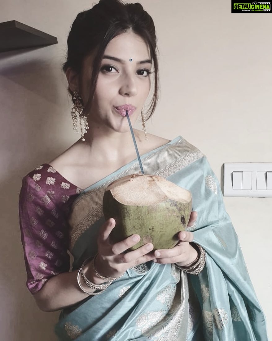 Mehreen Pizada Instagram - The summer is on us and @rashichowdhary insists I have some coconut water everyday to keep my electrolytes balanced and my skin super healthy :) Guys! don’t forget to eat the Malai for some really good fats ❤ #staycool #keephealthy