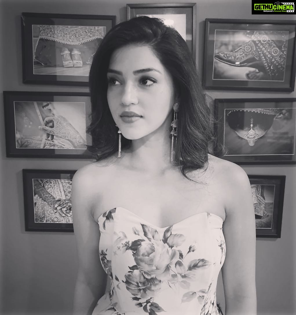 Mehreen Pizada Instagram - “She was not perfect, she was just stuck, in that pretty little zone, between sunsets & moonlight.”