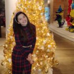 Mehreen Pizada Instagram - Christmas vibes 😍