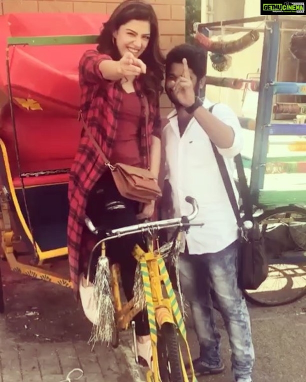 Mehreen Pizada Instagram - #fun #lovemyjob #shootdiaries @ksivakumarsiva Hyderbad Ramoji Flim City