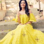Mehreen Pizada Instagram - Shine🤩☀️