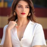 Mehrene Kaur Pirzada Instagram – Nothing says 
confidence and glamour 
like a classic red lip 👄