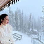 Mehrene Kaur Pirzada Instagram - 💕💕💕. #birthday Kashmir