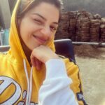Mehrene Kaur Pirzada Instagram - Pind life 😍🔥 #Pirkot