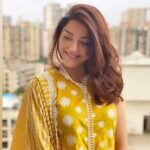 Mehrene Kaur Pirzada Instagram - आइना होती है ये ज़िंदगी, तू मुस्कुरा वो भी मुस्कुरा देगी #blessed 😇