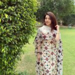 Mehrene Kaur Pirzada Instagram - 💗💗💗