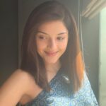 Mehrene Kaur Pirzada Instagram – There is always a reason to Smile. FIND IT.