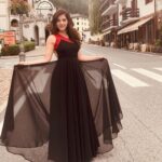 Mehrene Kaur Pirzada Instagram - Memories 💓 Switzerland