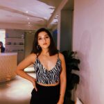 Mehrene Kaur Pirzada Instagram – Friday night ready 💥