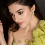Mehrene Kaur Pirzada Instagram – 🥰