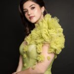 Mehrene Kaur Pirzada Instagram – 🌟🌟🌟